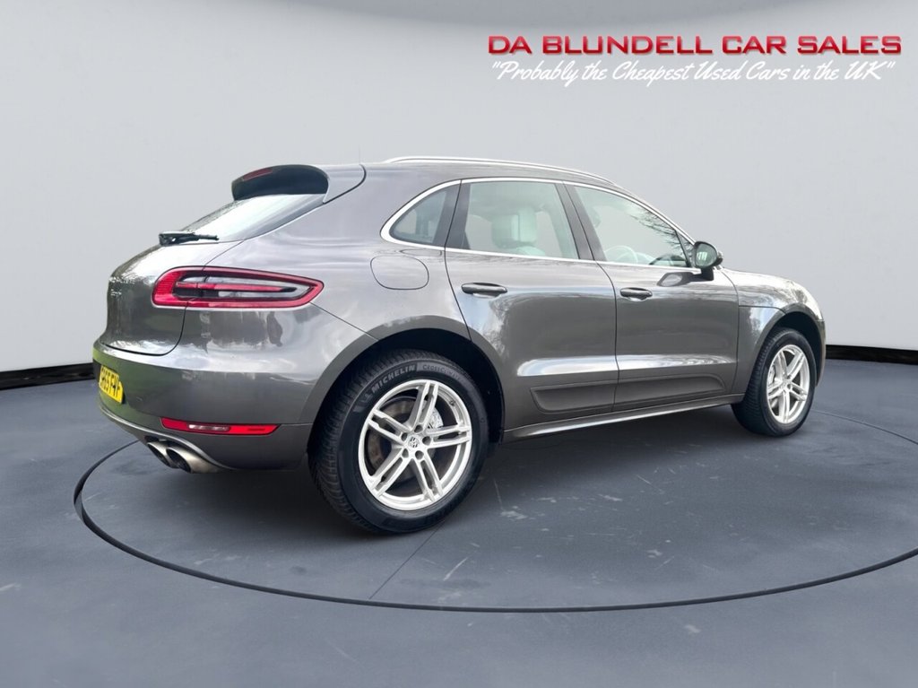 Used Porsche Macan 2015 for sale - 76998898: Photo 16