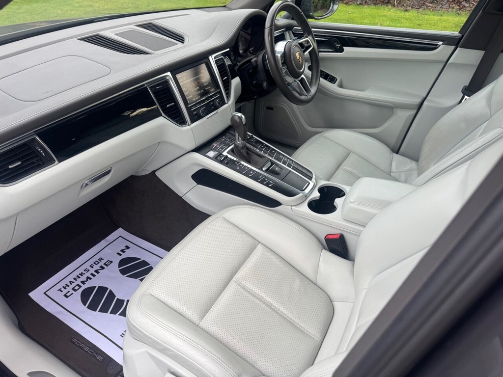 Used Porsche Macan 2015 for sale - 76998898: Photo 36