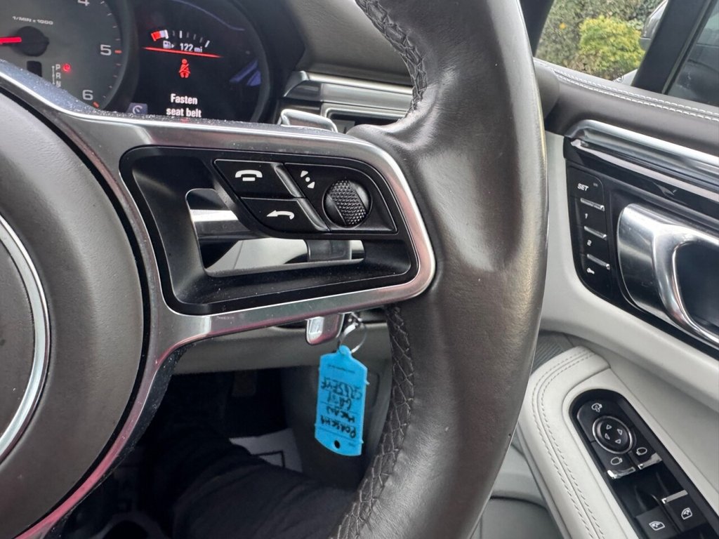 Used Porsche Macan 2015 for sale - 76998898: Photo 49