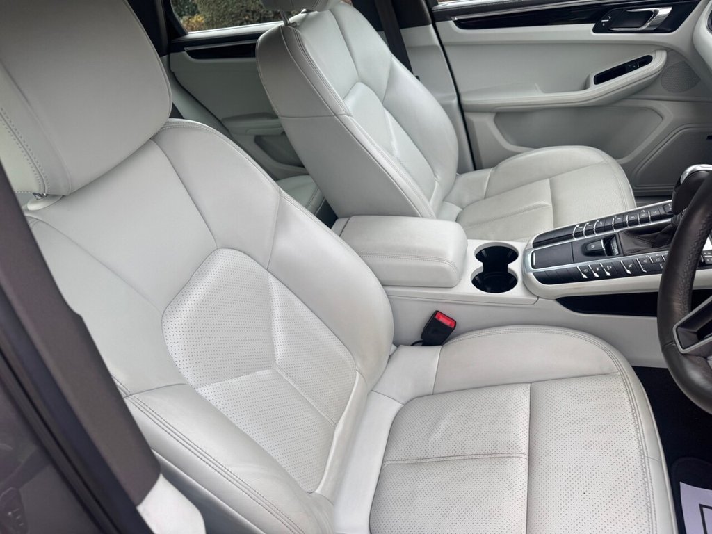 Used Porsche Macan 2015 for sale - 76998898: Photo 5