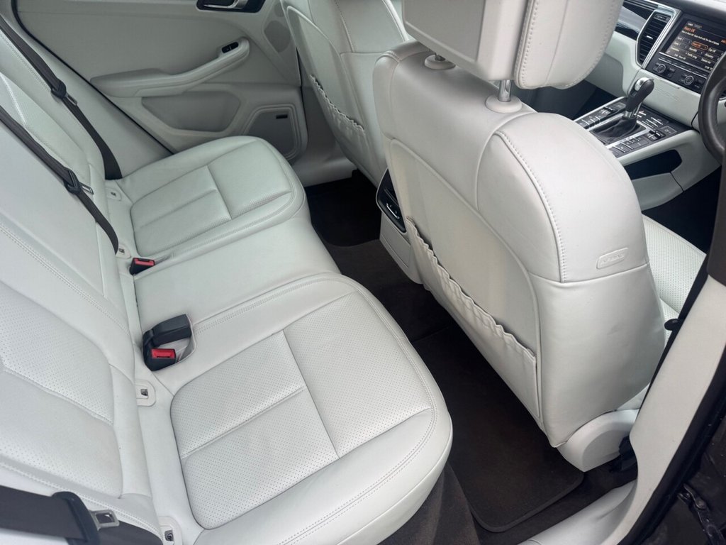Used Porsche Macan 2015 for sale - 76998898: Photo 6