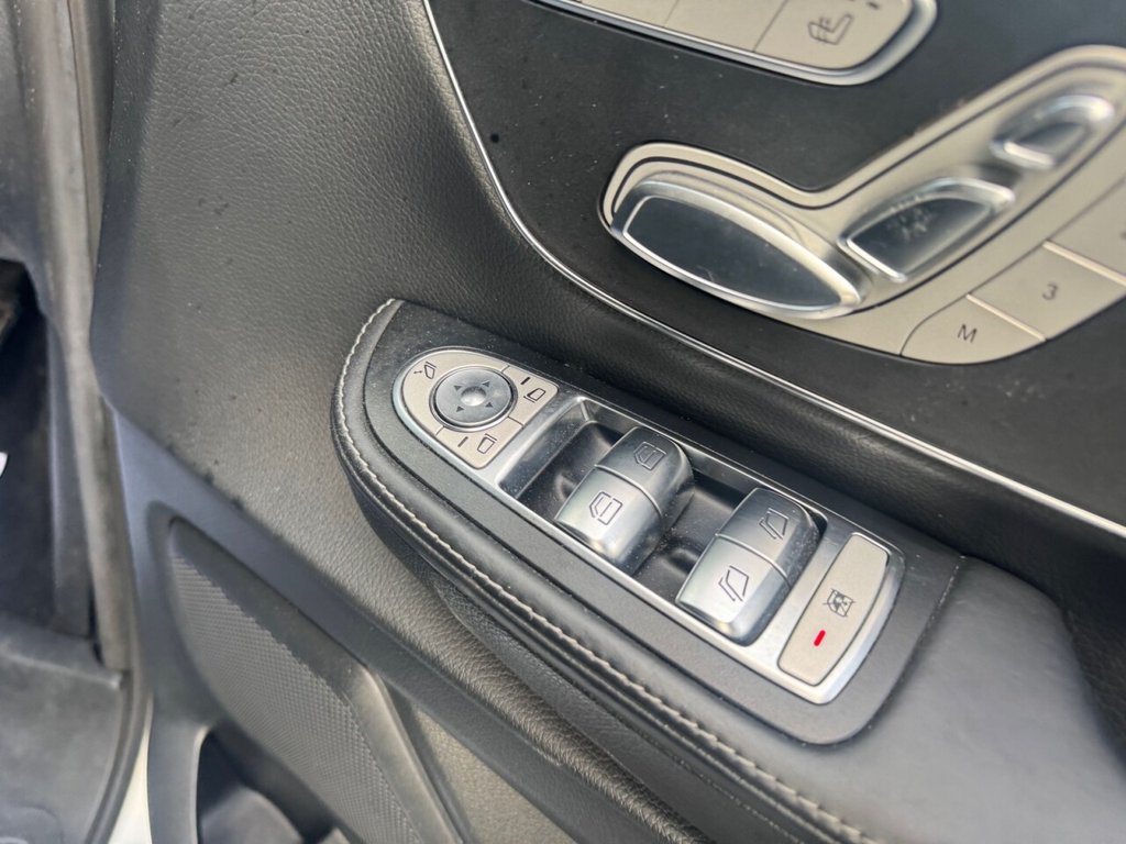 Used Mercedes-Benz V-Class 2020 for sale - 77020405: Photo 41