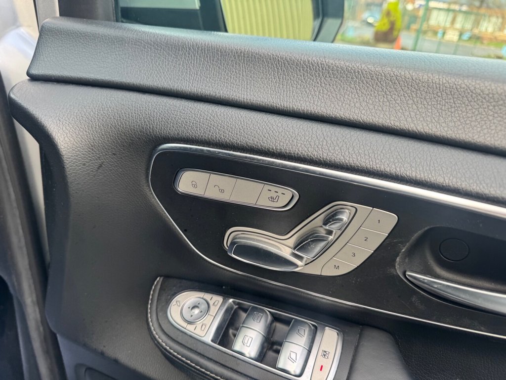 Used Mercedes-Benz V-Class 2020 for sale - 77020405: Photo 42