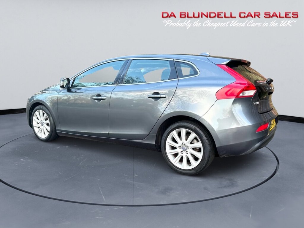 Used Volvo V40 2014 for sale - 77356379: Photo 17