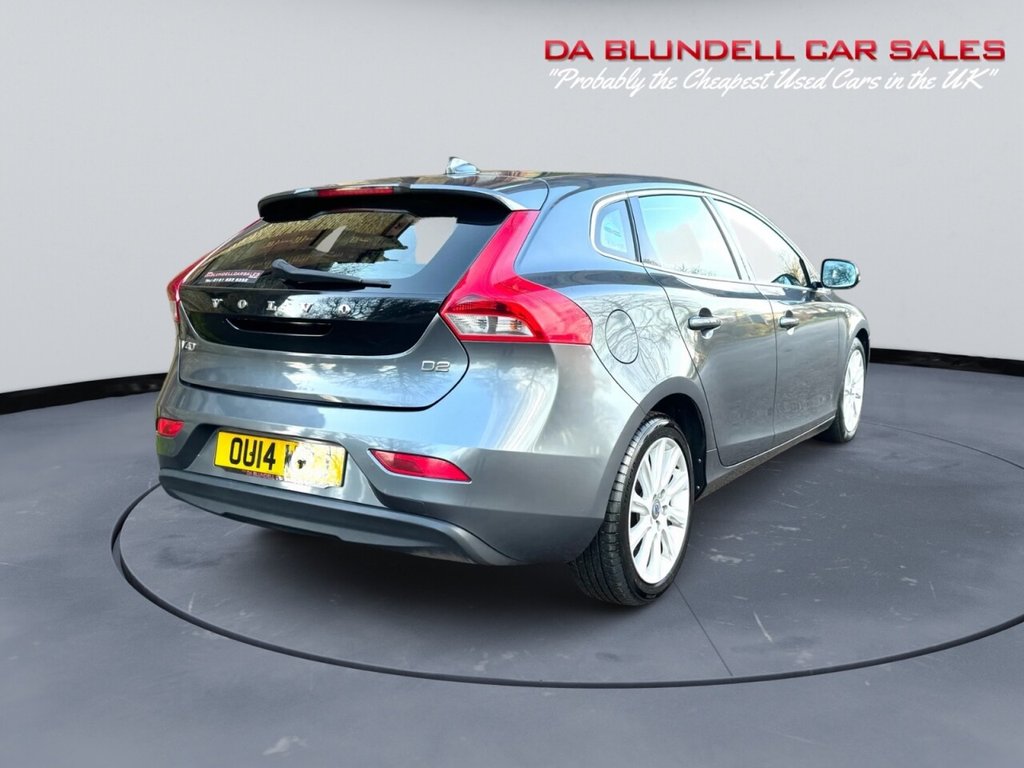 Used Volvo V40 2014 for sale - 77356379: Photo 23