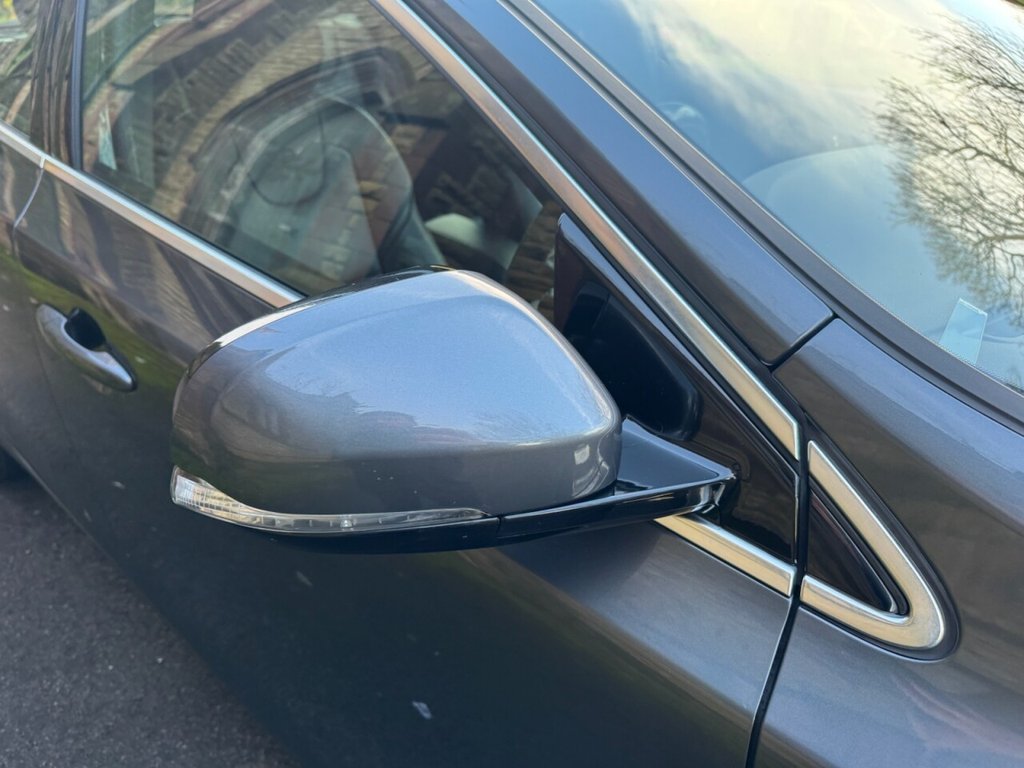 Used Volvo V40 2014 for sale - 77356379: Photo 44