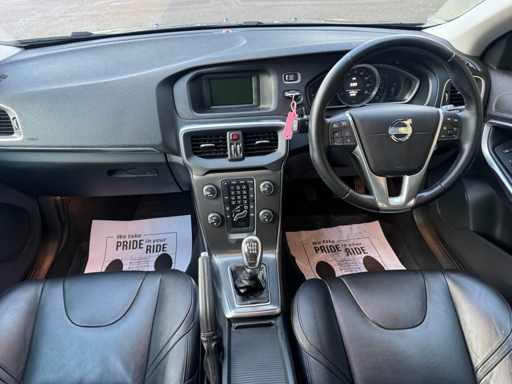 Used Volvo V40 2014 for sale - 77356379: Photo 8