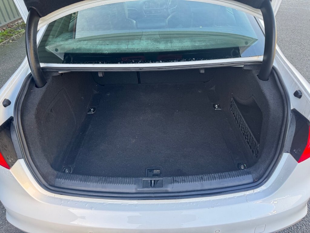 Used Audi A4 2013 for sale - 76998905: Photo 7