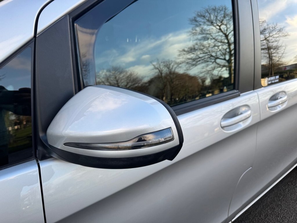 Used Mercedes-Benz V-Class 2019 for sale - 77227242: Photo 46