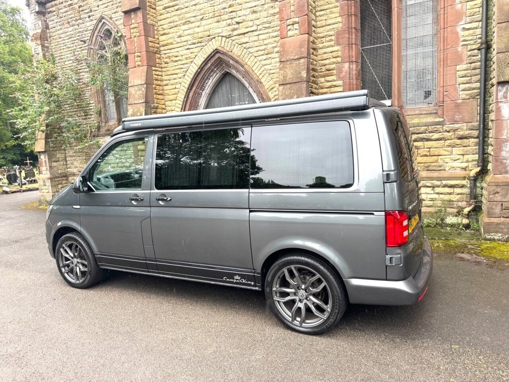 Used Volkswagen Transporter 2017 for sale - 76998888: Photo 41