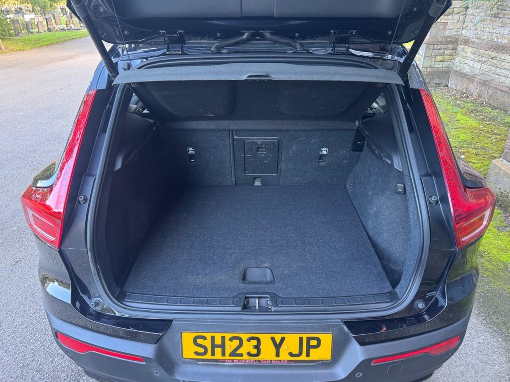 Used Volvo XC40 2023 for sale - 76998880: Photo 12