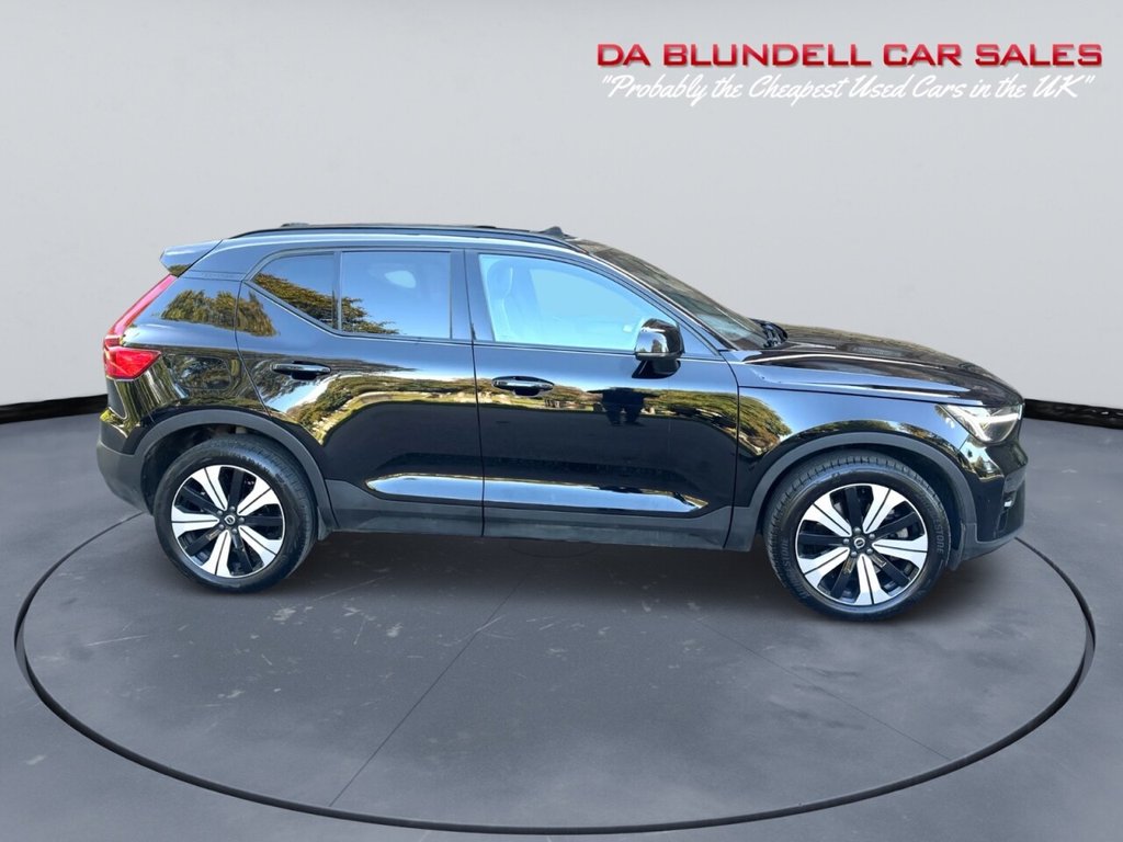 Used Volvo XC40 2023 for sale - 76998880: Photo 3