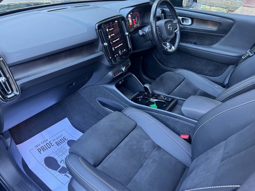 Used Volvo XC40 2023 for sale - 76998880: Photo 33