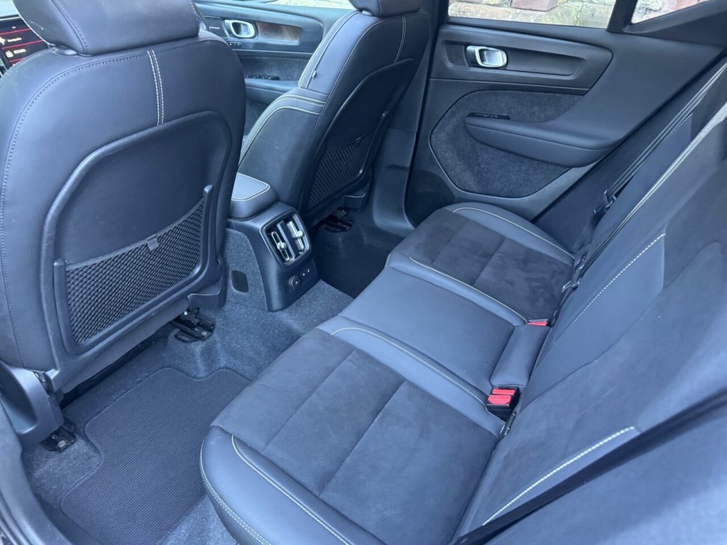 Used Volvo XC40 2023 for sale - 76998880: Photo 35
