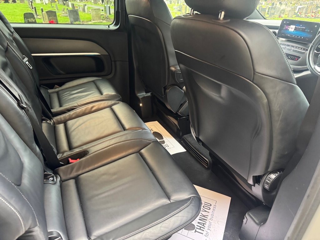 Used Mercedes-Benz V-Class 2023 for sale - 77269064: Photo 6