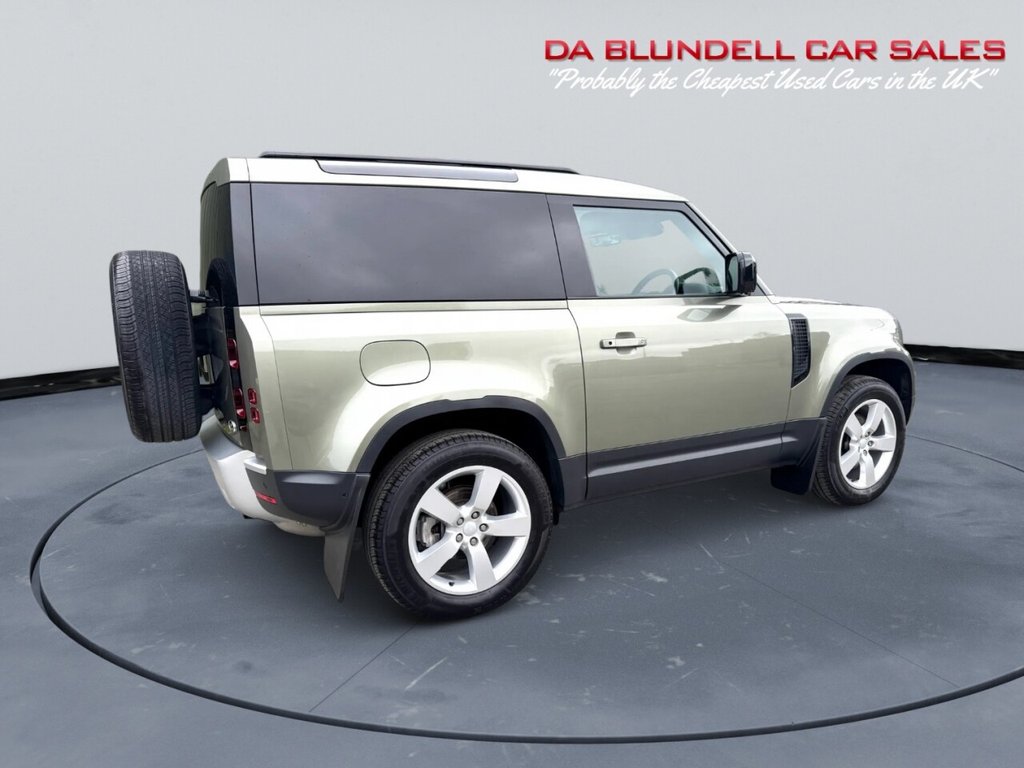 Used Land Rover Defender 2023 for sale - 77452391: Photo 14