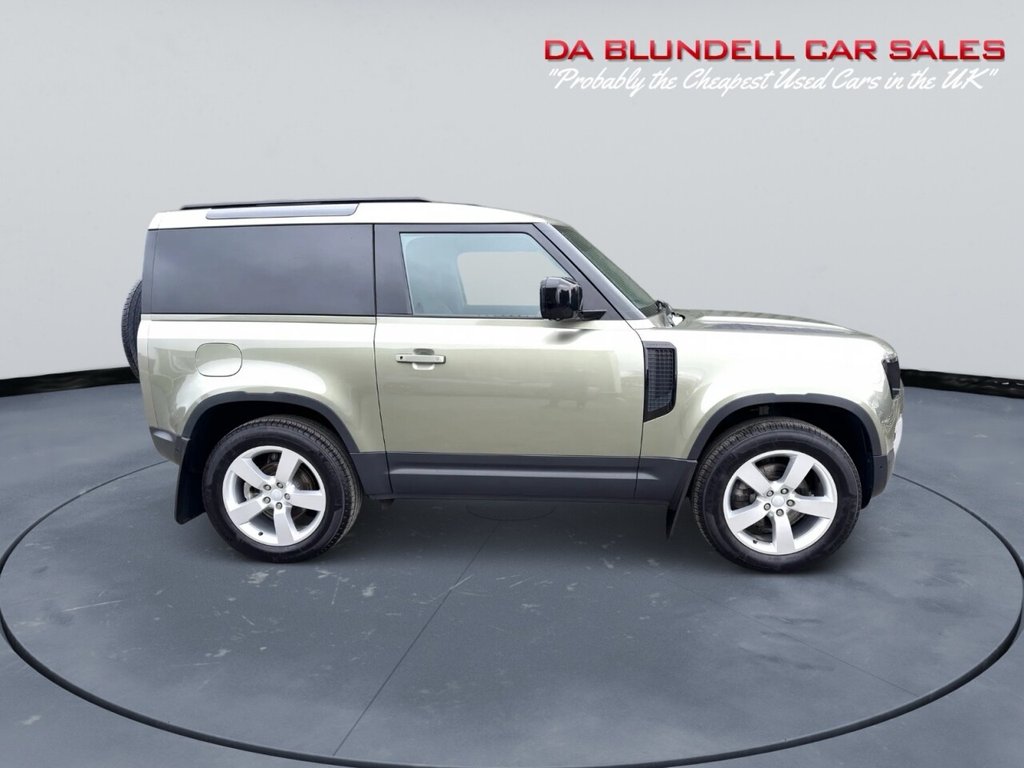 Used Land Rover Defender 2023 for sale - 77452391: Photo 3