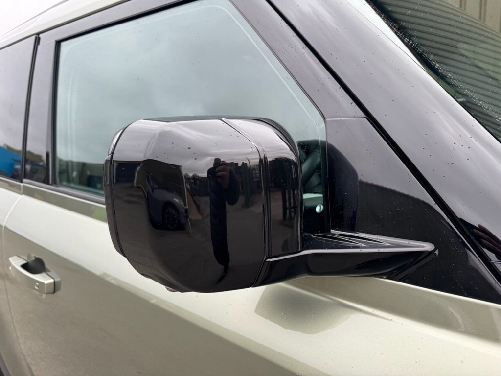 Used Land Rover Defender 2023 for sale - 77452391: Photo 50