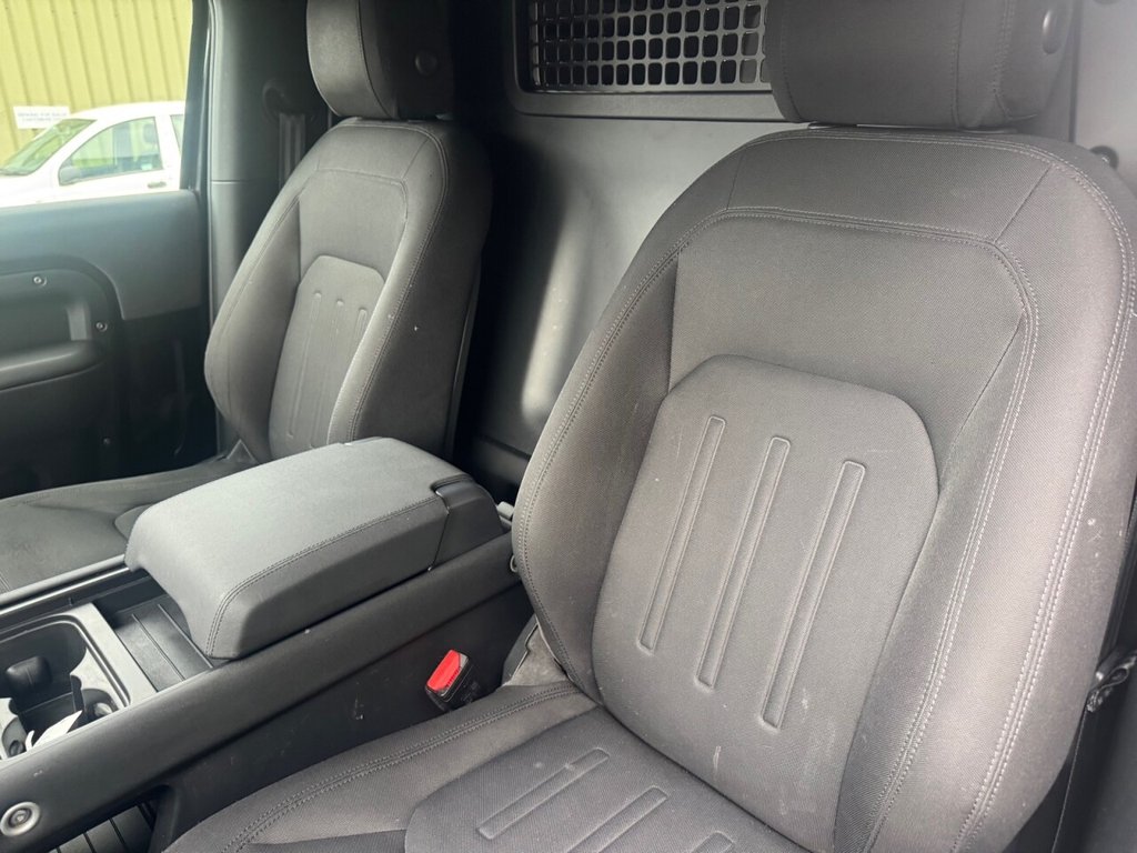 Used Land Rover Defender 2021 for sale - 77153565: Photo 30