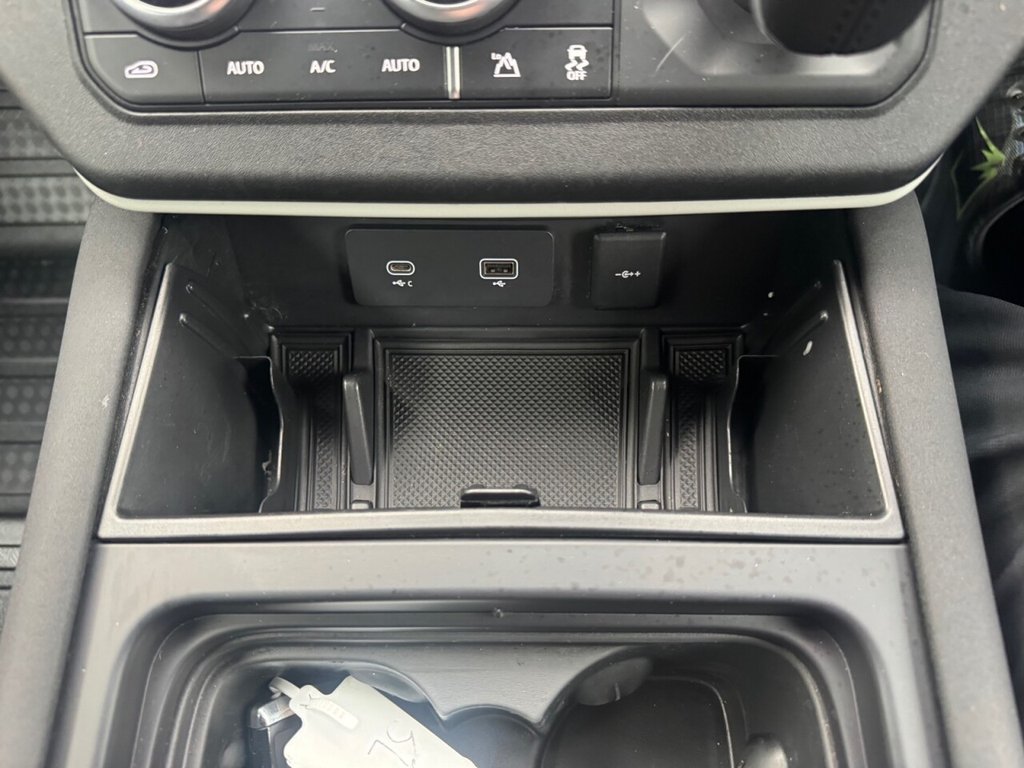 Used Land Rover Defender 2021 for sale - 77153565: Photo 33