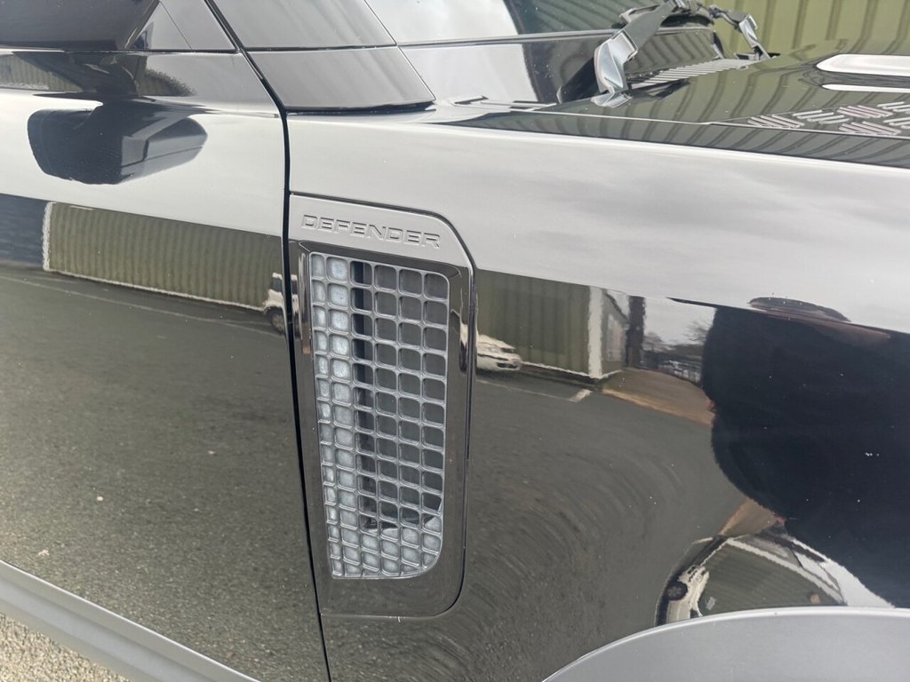 Used Land Rover Defender 2021 for sale - 77153565: Photo 44