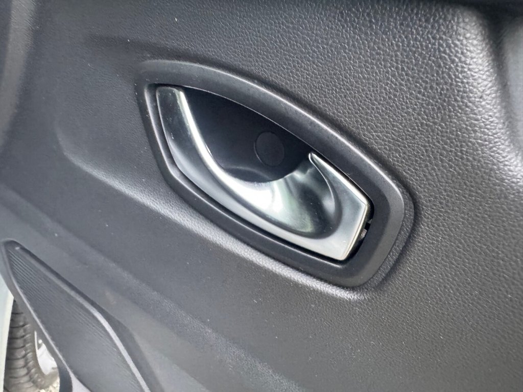 Used Renault Trafic 2023 for sale - 77038469: Photo 42