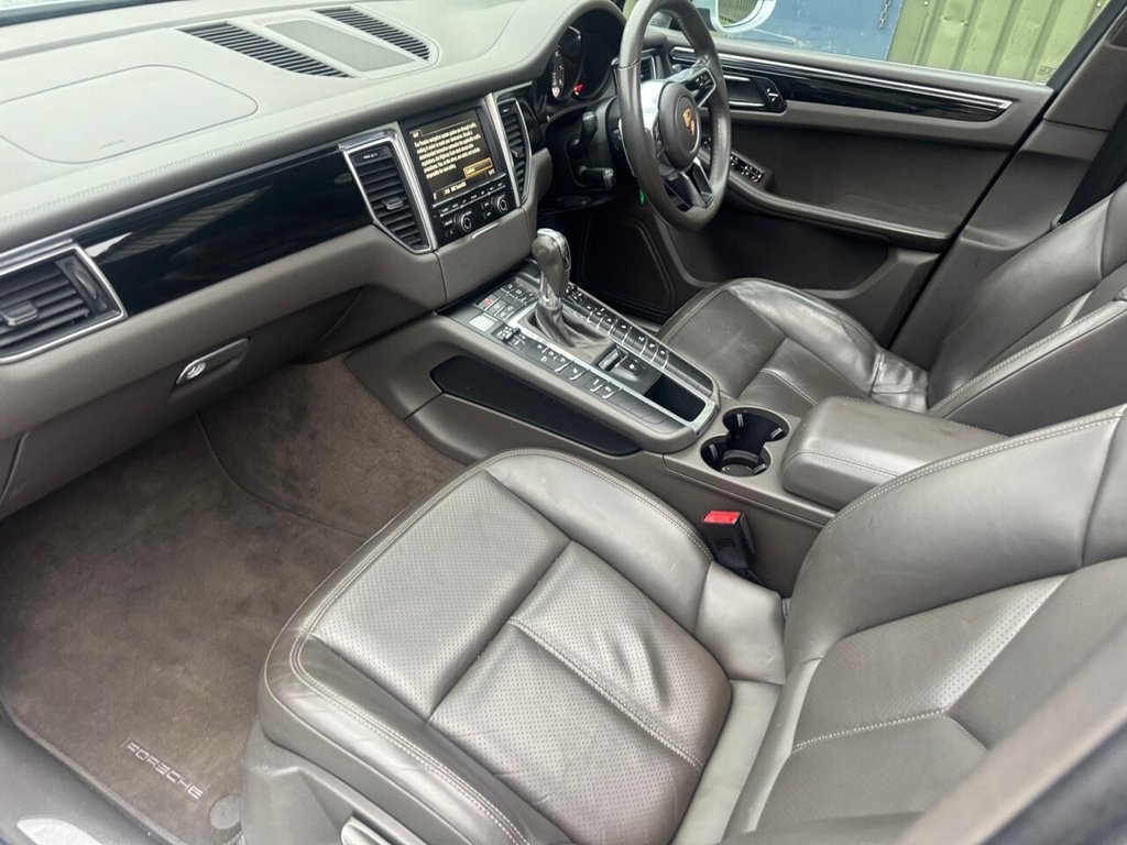 Used Porsche Macan 2015 for sale - 77038265: Photo 38