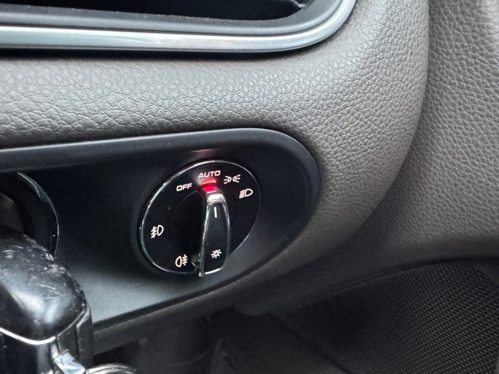 Used Porsche Macan 2015 for sale - 77038265: Photo 48