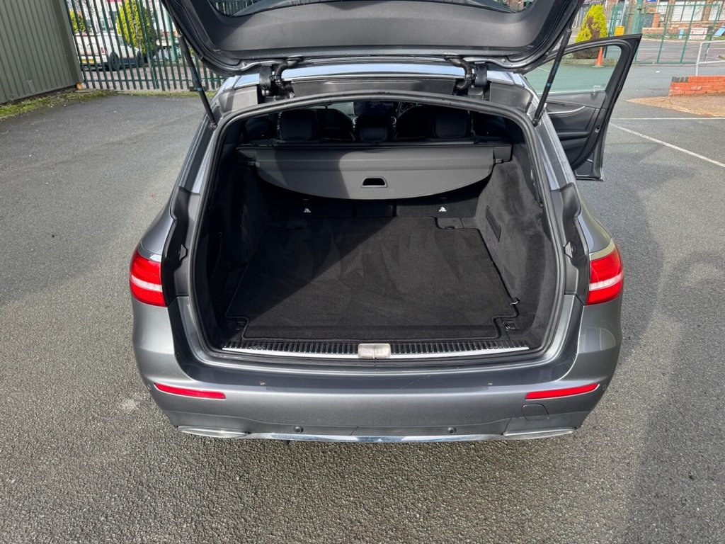 Used Mercedes-Benz E Class 2019 for sale - 77499195: Photo 10