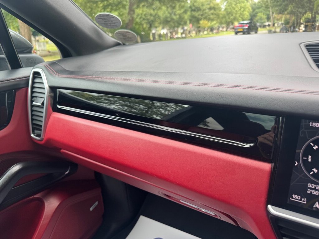 Used Porsche Cayenne 2019 for sale - 76998894: Photo 44