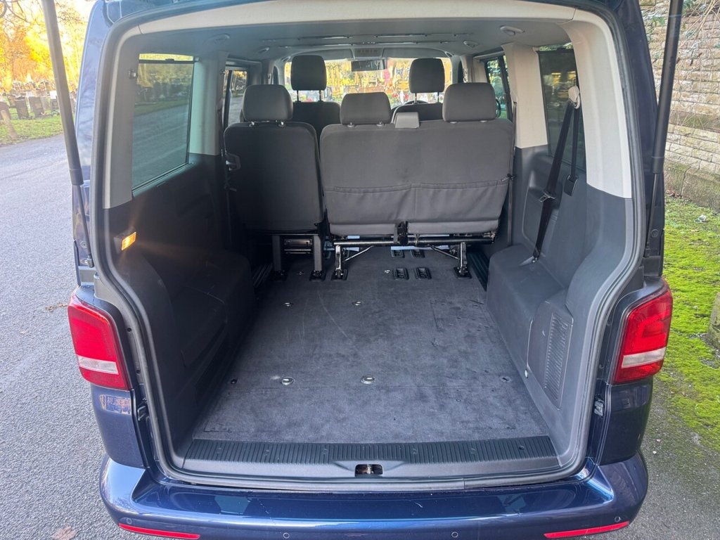 Used Volkswagen Transporter Shuttle 2015 for sale - 76998899: Photo 11