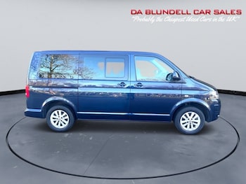 Used Volkswagen Transporter Shuttle 2015 for sale - 76998899: Photo