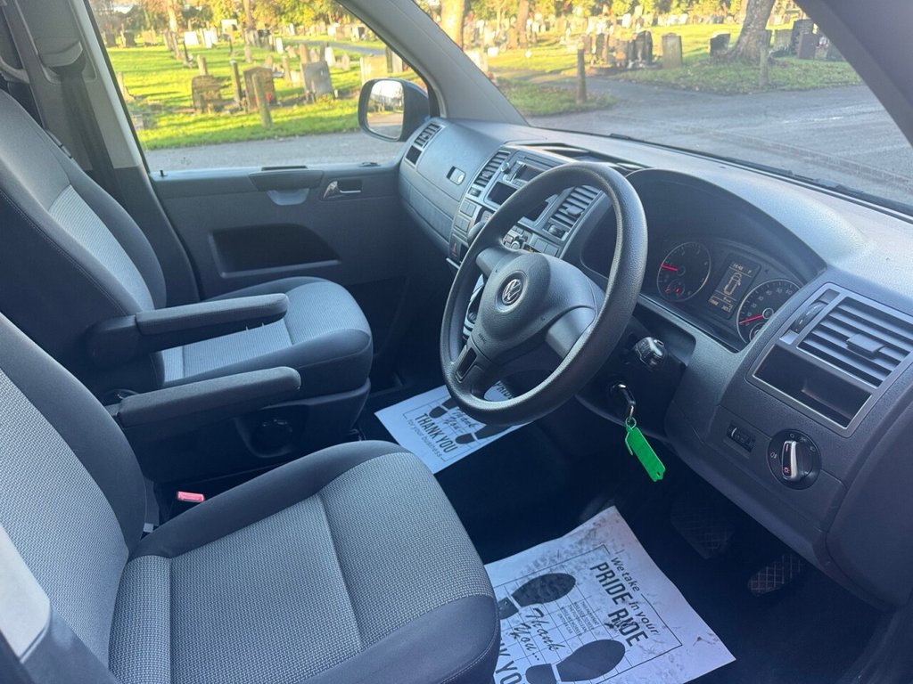 Used Volkswagen Transporter Shuttle 2015 for sale - 76998899: Photo 5