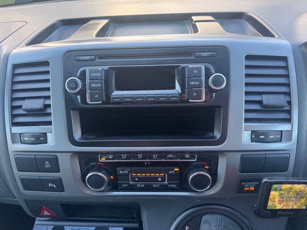 Used Volkswagen Transporter Shuttle 2015 for sale - 76998899: Photo 8