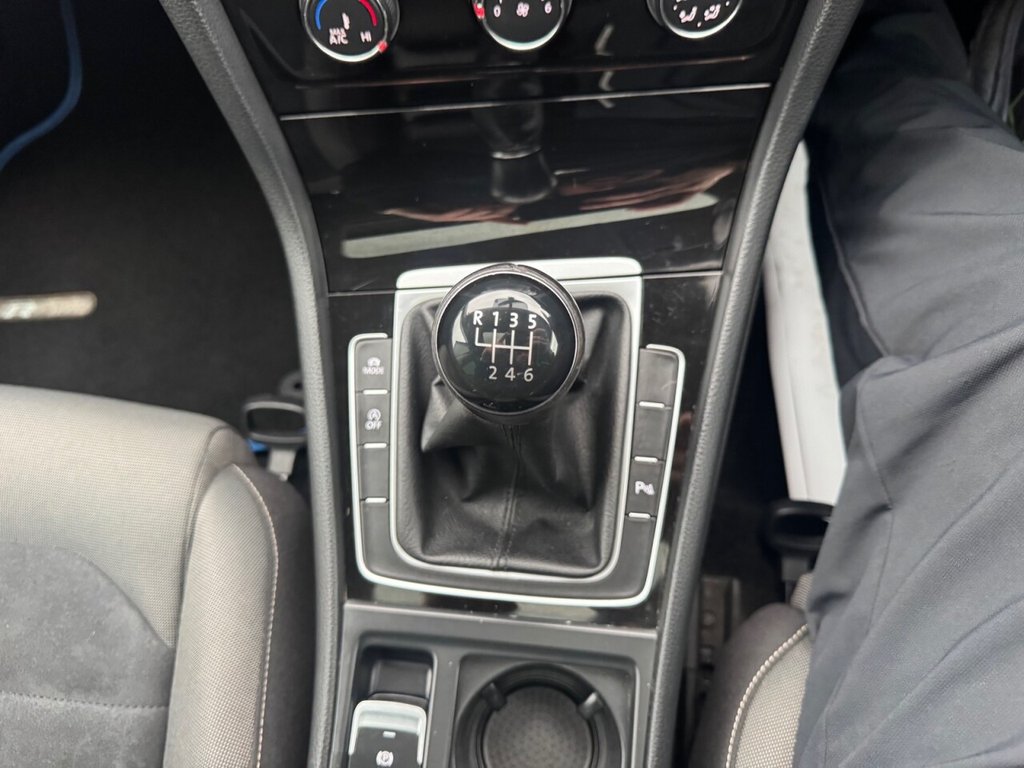 Used Volkswagen Golf 2017 for sale - 77161802: Photo 36