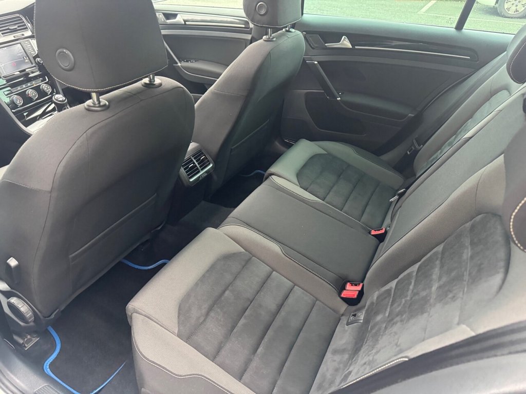 Used Volkswagen Golf 2017 for sale - 77161802: Photo 5