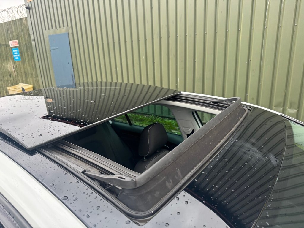 Used Volkswagen Golf 2017 for sale - 77161802: Photo 9