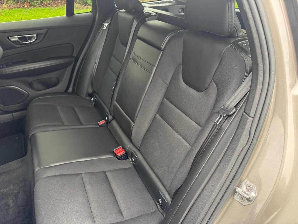 Used Volvo V60 2019 for sale - 76998903: Photo 35