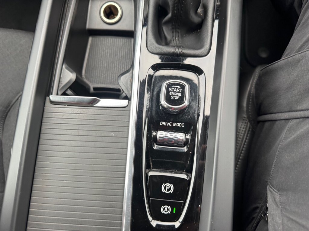 Used Volvo V60 2019 for sale - 76998903: Photo 36