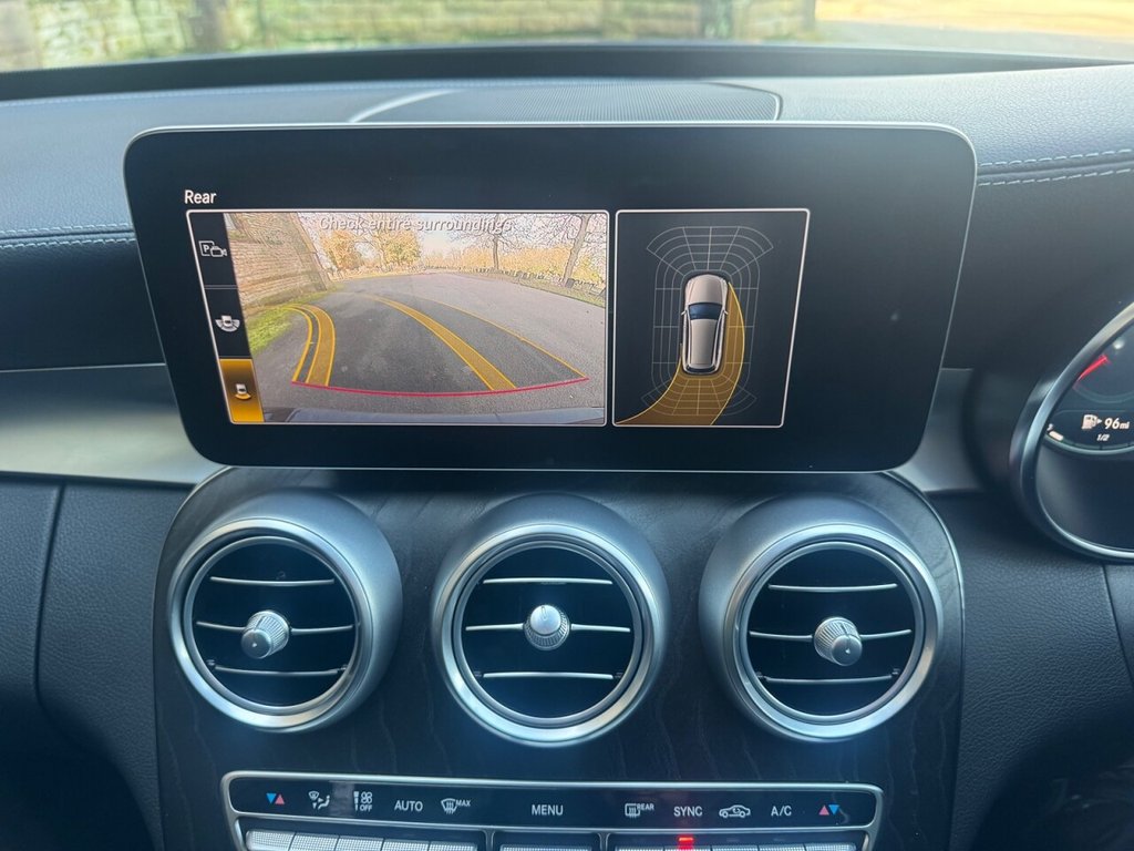 Used Mercedes-Benz C Class 2021 for sale - 76998892: Photo 10