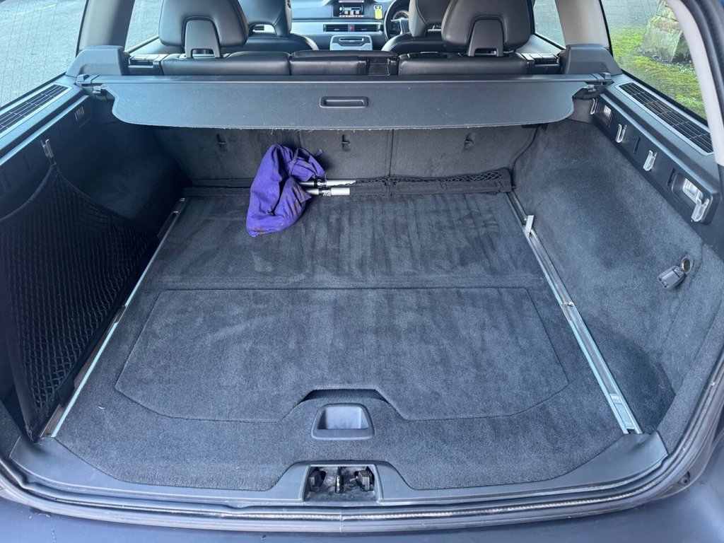 Used Volvo XC70 2011 for sale - 76998896: Photo 17