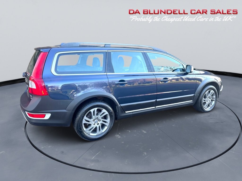 Used Volvo XC70 2011 for sale - 76998896: Photo 33