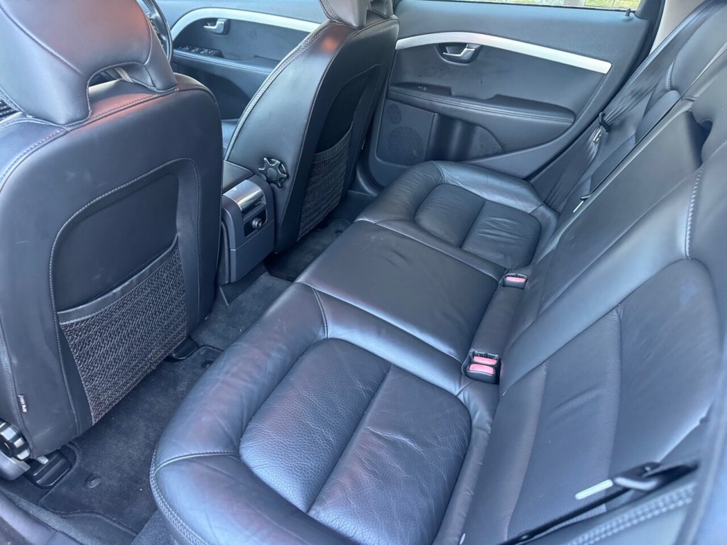 Used Volvo XC70 2011 for sale - 76998896: Photo 38