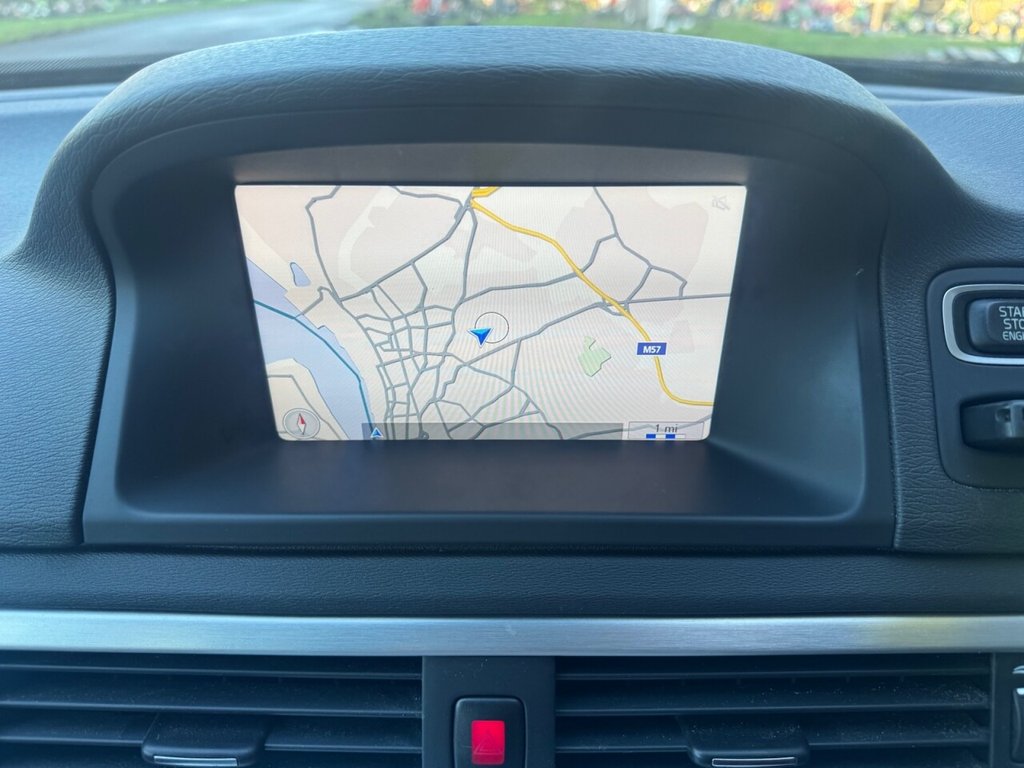 Used Volvo XC70 2011 for sale - 76998896: Photo 8