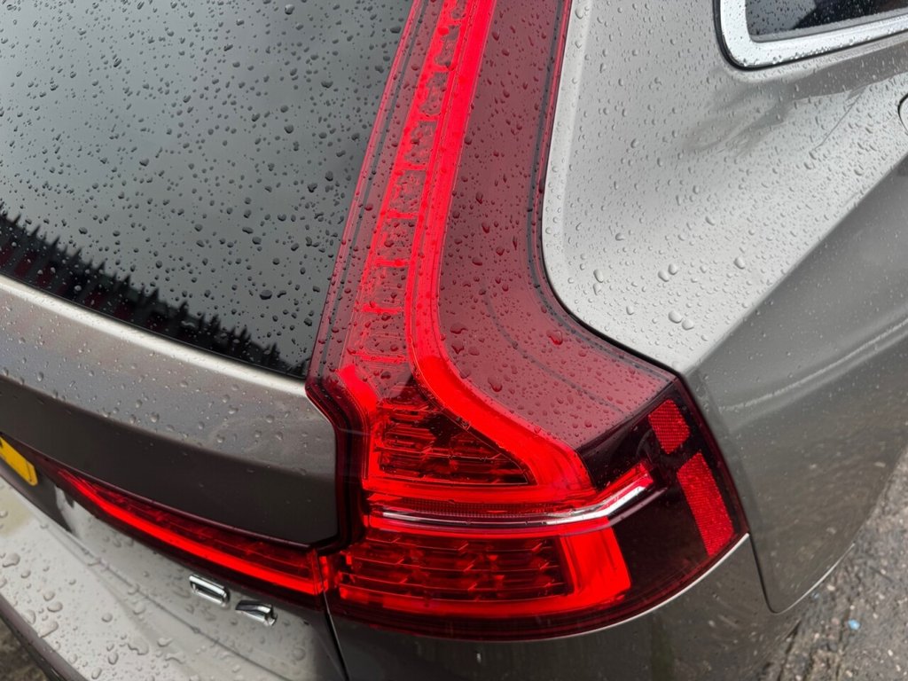Used Volvo V60 2019 for sale - 77153439: Photo 18