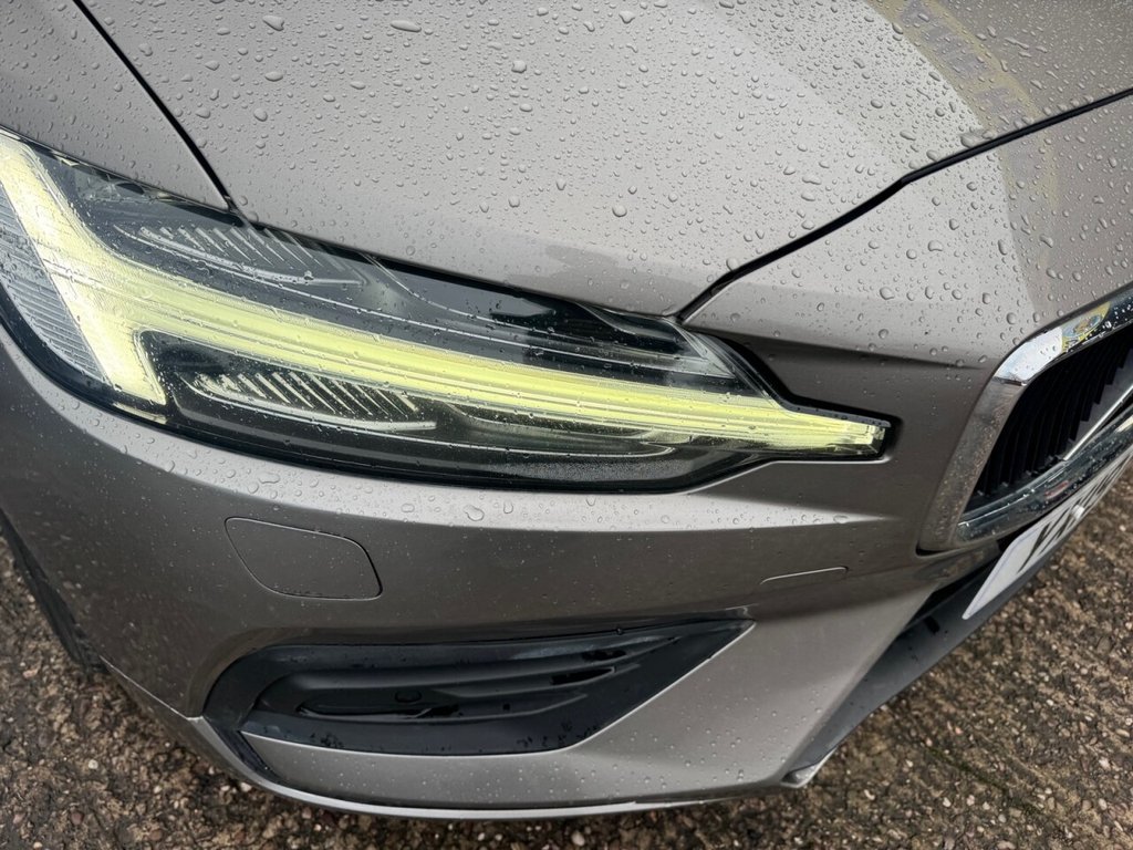 Used Volvo V60 2019 for sale - 77153439: Photo 50