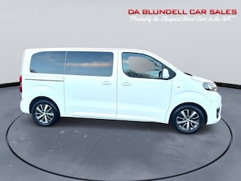 Used Toyota PROACE CITY Verso 2022 for sale - 77007670: Photo