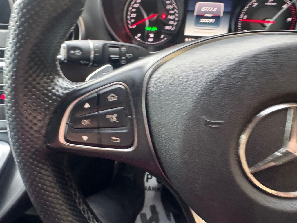 Used Mercedes-Benz V-Class 2016 for sale - 76998900: Photo 38