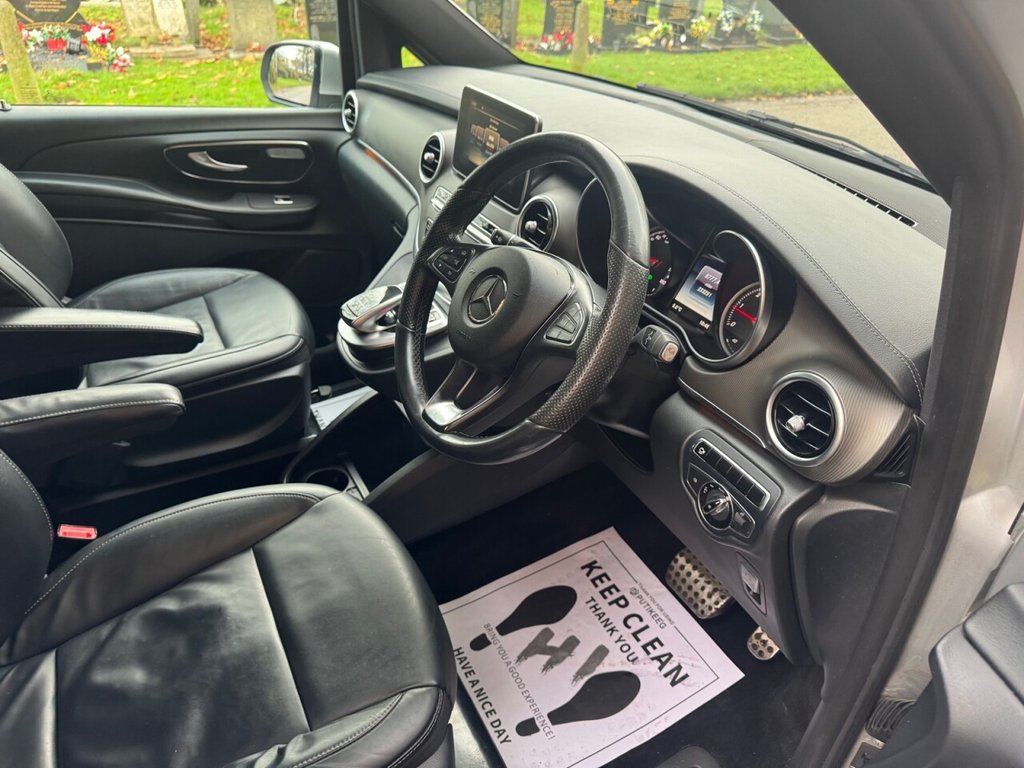 Used Mercedes-Benz V-Class 2016 for sale - 76998900: Photo 4