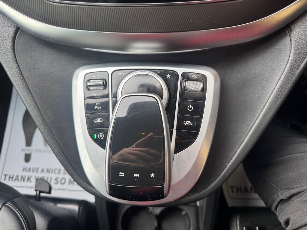 Used Mercedes-Benz V-Class 2016 for sale - 76998900: Photo 40